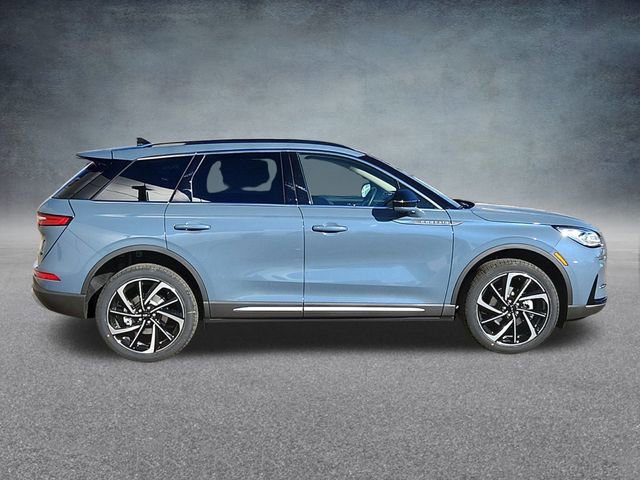 New 2025 Lincoln Corsair Reserve w/ Equipment Group 202A image 2