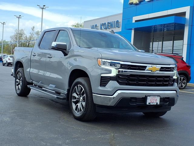 Used 2024 Chevrolet Silverado 1500 LT image 2