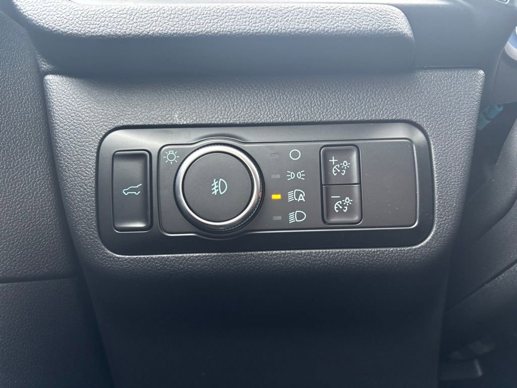 New 2026 Ford Escape Platinum w/ Premium Technology Package image 31