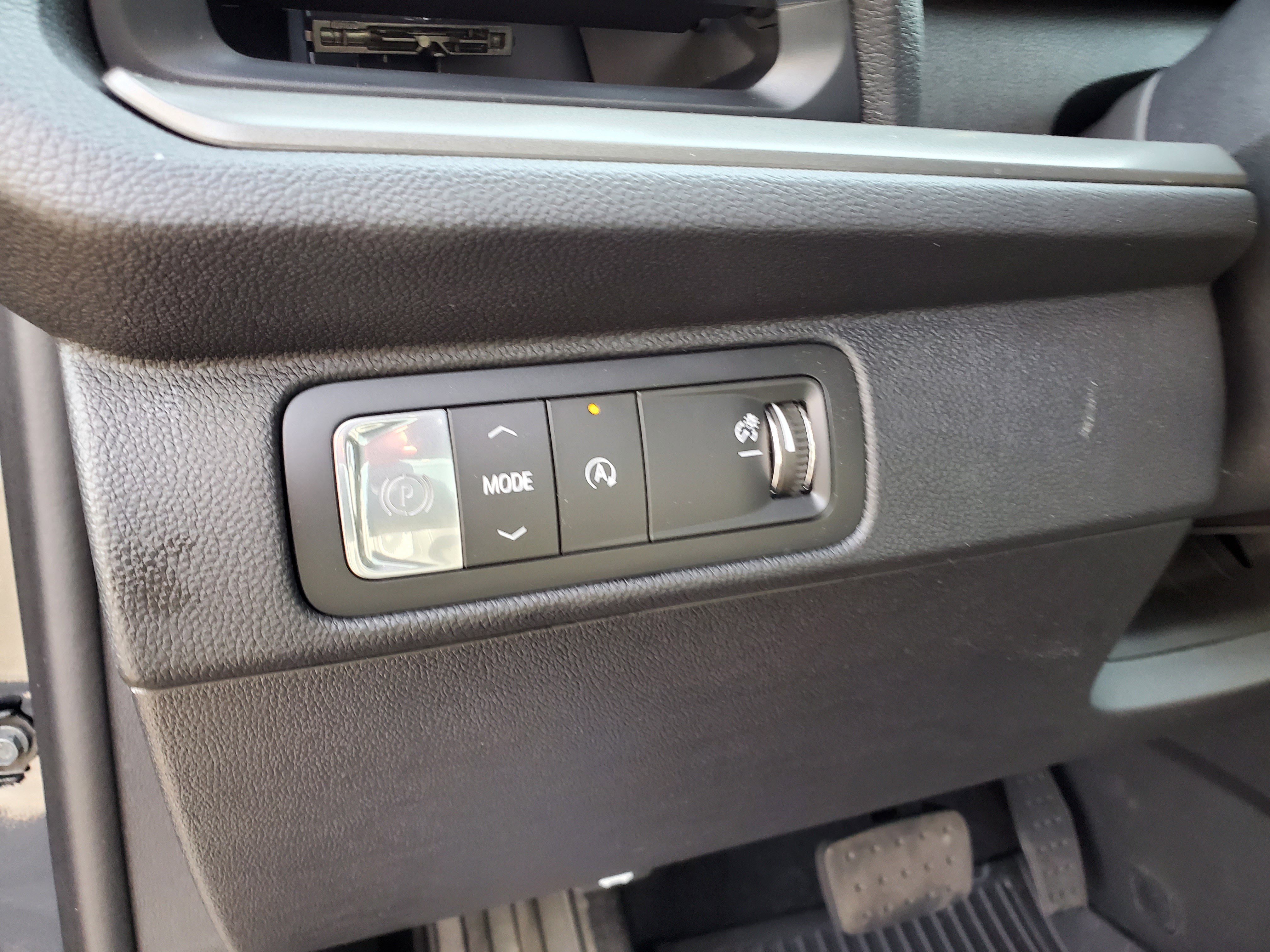 New 2026 Chevrolet Traverse LT w/ Sun and Wheel Package image 10