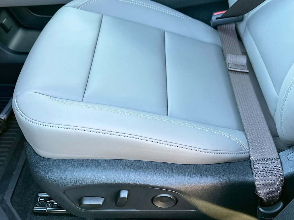 New 2026 GMC Acadia Elevation w/ Elevation Premium Package FWD image 9