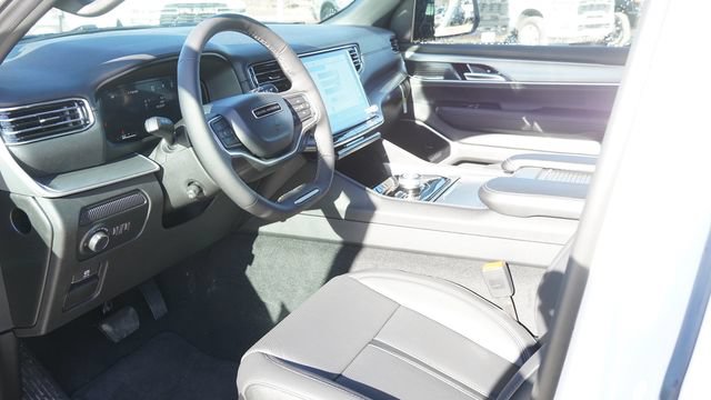 New 2026 Jeep Grand Wagoneer Limited w/ Premium Group II AWD/4WD image 20