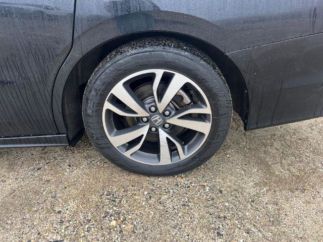 Used 2024 Honda Odyssey Touring image 5