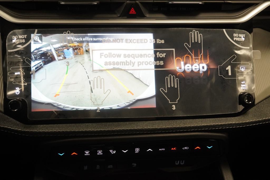 New 2026 Jeep Cherokee Laredo image 22