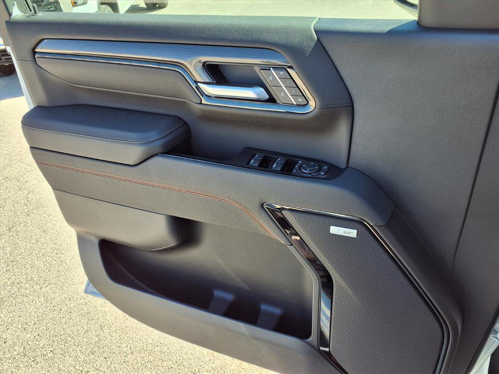 New 2026 GMC Sierra 2500 AT4 w/ AT4 Premium Plus Package image 18