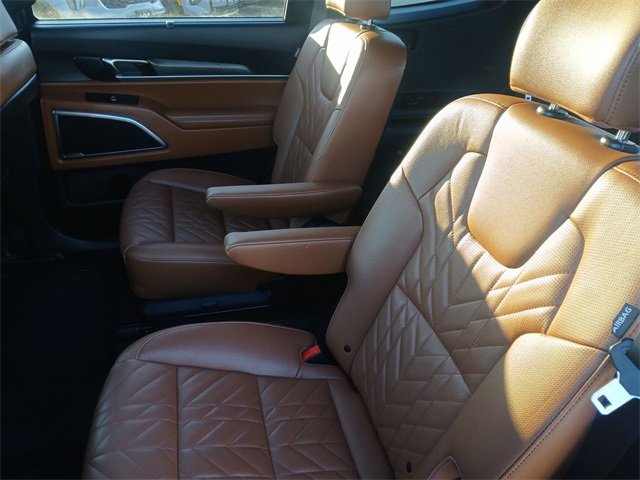 Used 2024 Kia Telluride EX X-Line image 23