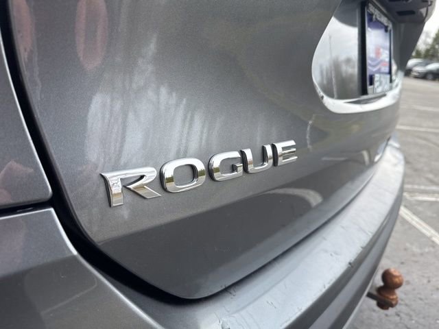 Used 2018 Nissan Rogue SV AWD/4WD image 31