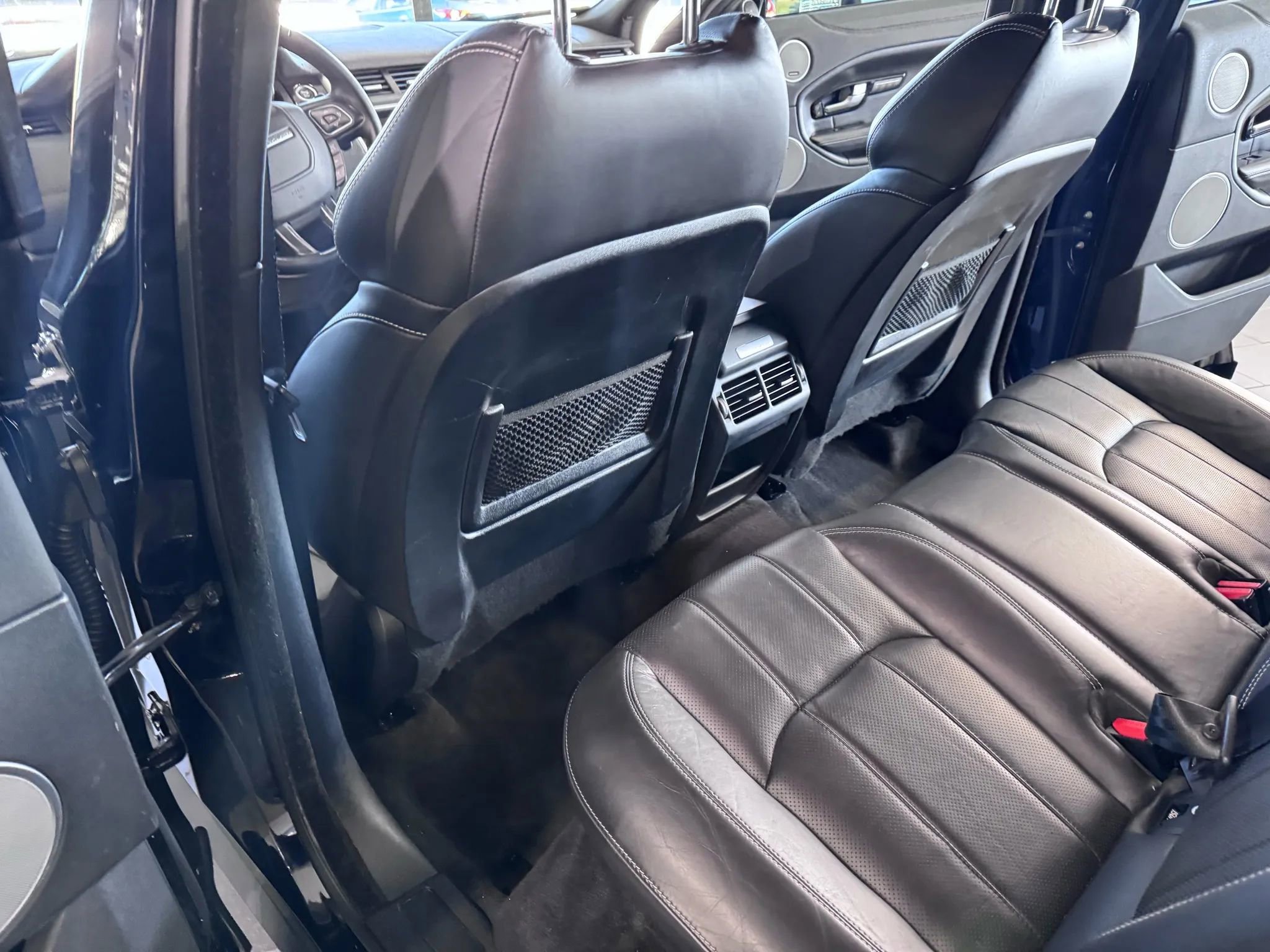 Used 2017 Land Rover Range Rover Evoque HSE image 19