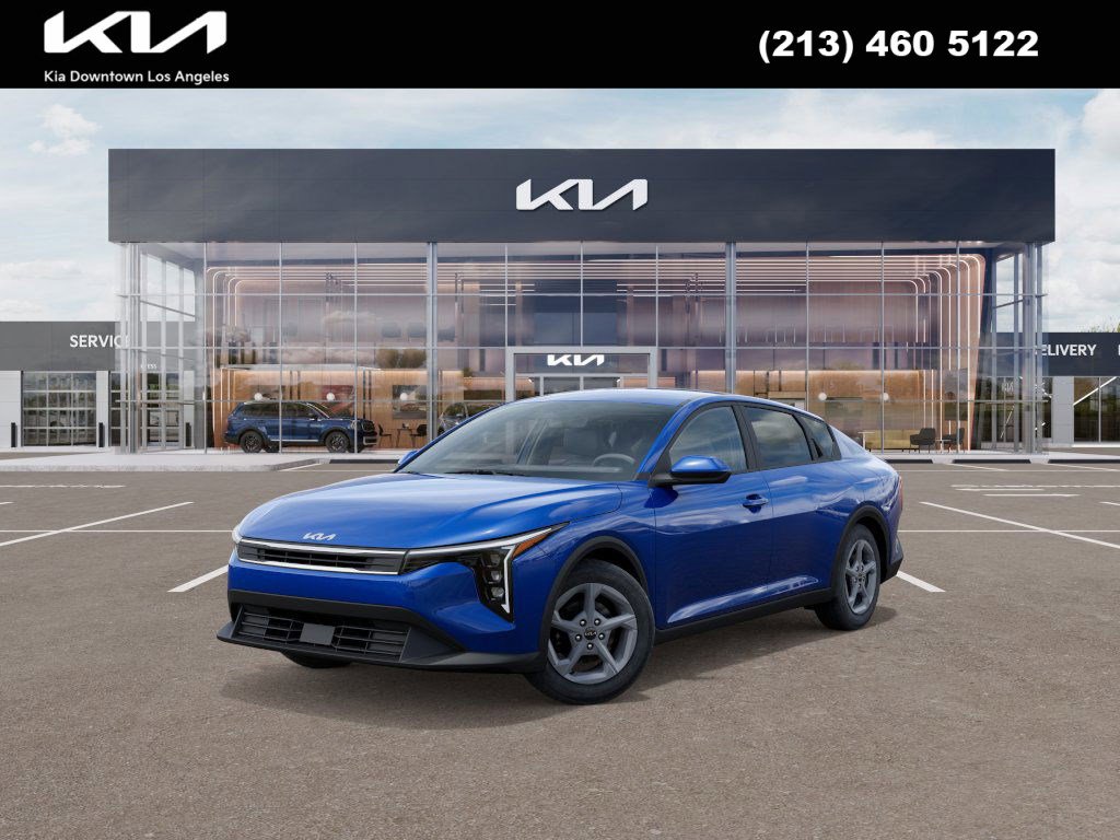 New 2025 Kia K4 LXS