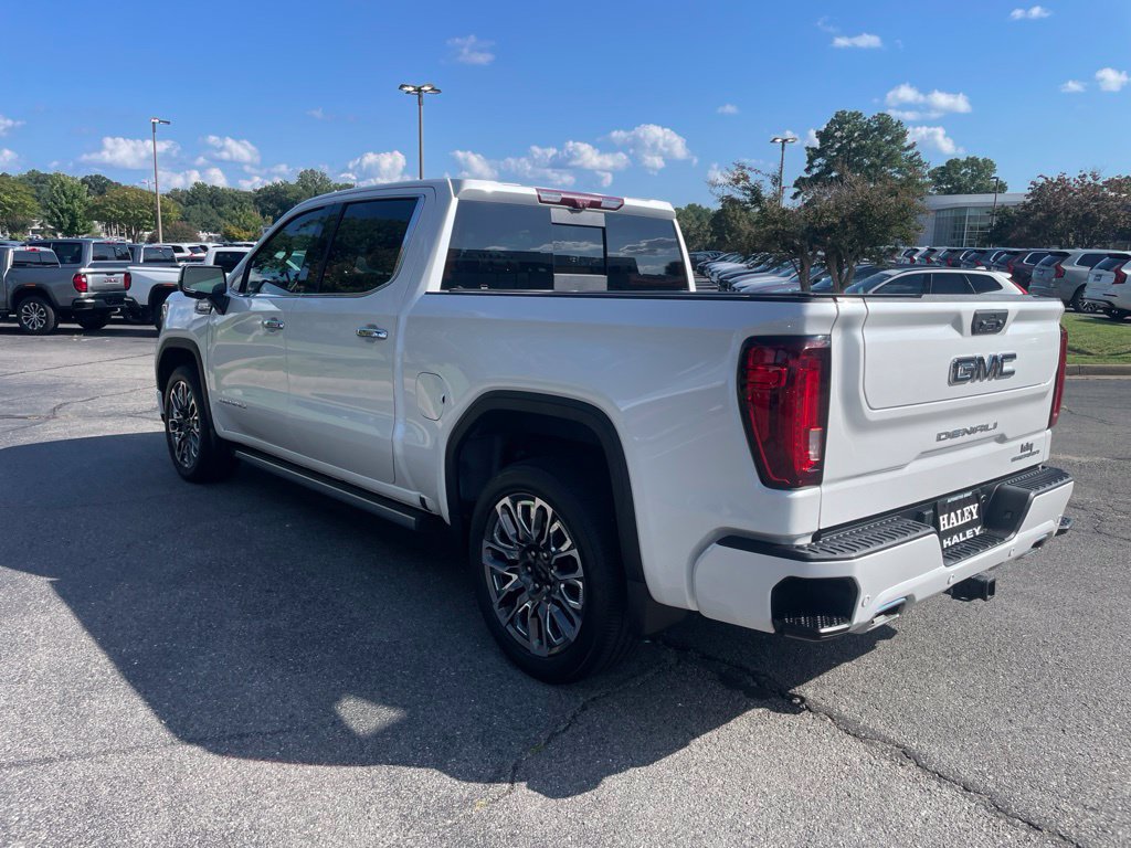Used 2024 GMC Sierra 1500 Denali Ultimate AWD/4WD image 4