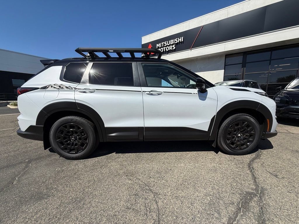 New 2026 Mitsubishi Outlander AWD image 15