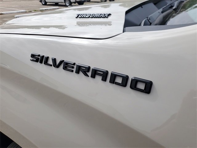 New 2026 Chevrolet Silverado 1500 Custom w/ LPO, Dark Essentials Package image 10