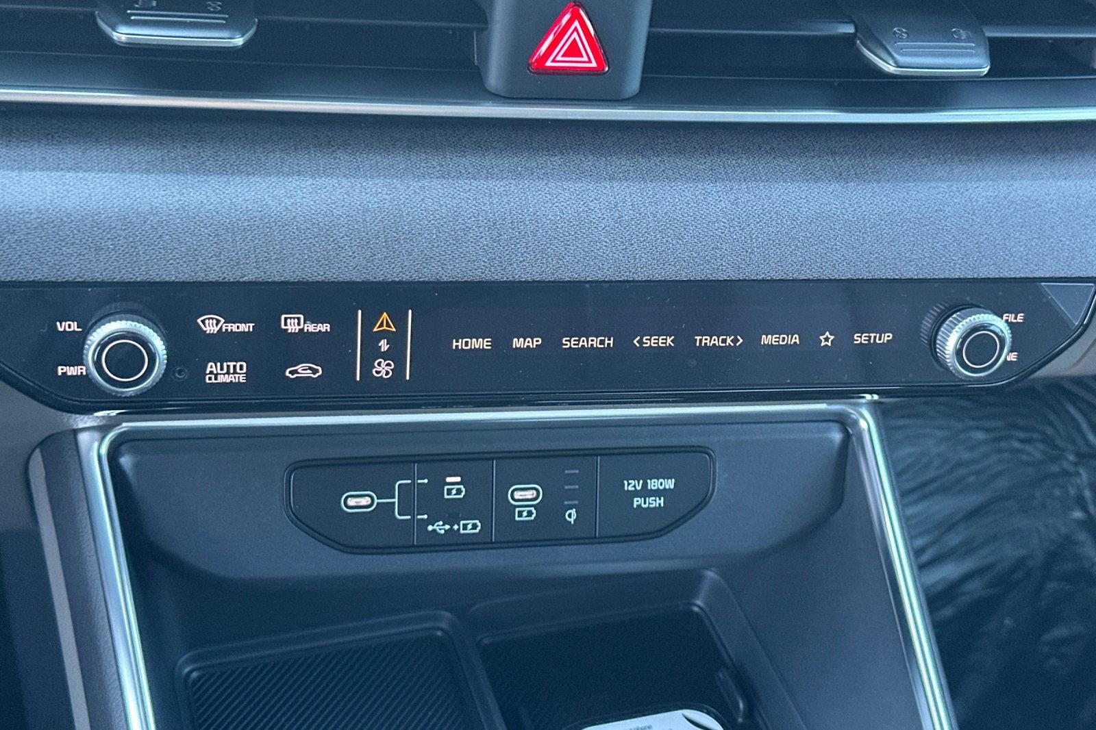 New 2026 Kia Carnival EX image 22