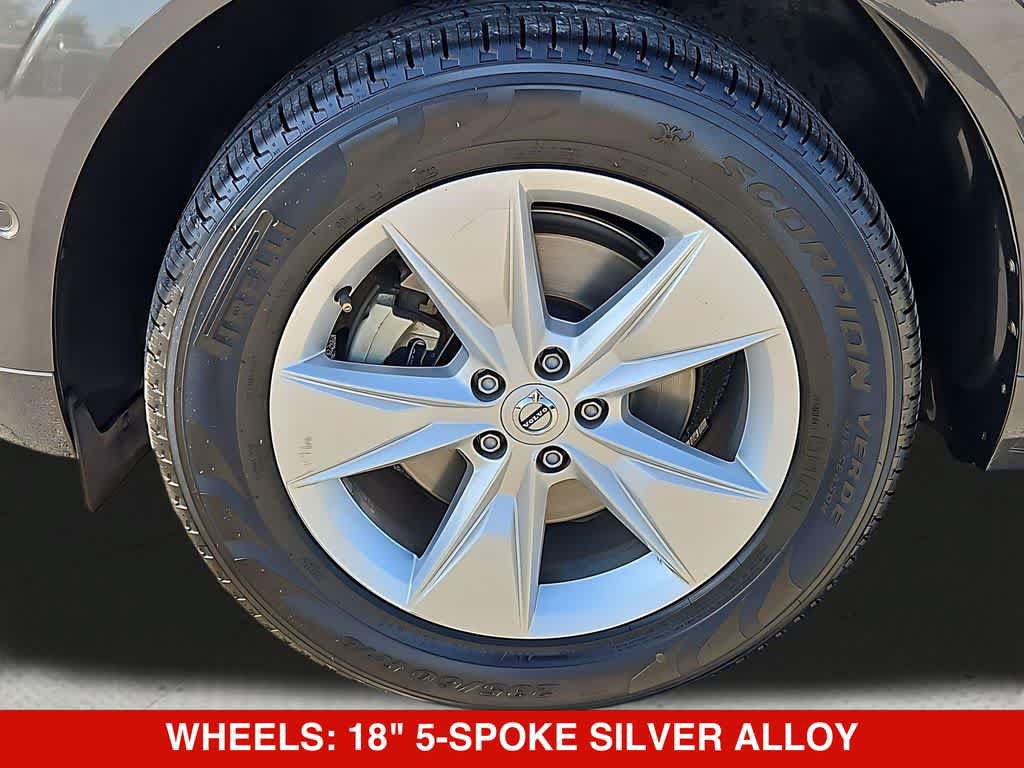 Used 2022 Volvo XC60 B5 Momentum AWD/4WD image 14