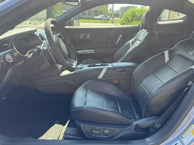 Used 2022 Ford Mustang Shelby GT500 w/ Technology Package RWD image 28