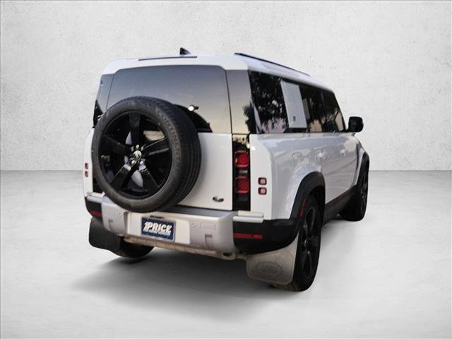 Used 2022 Land Rover Defender 110 S image 5