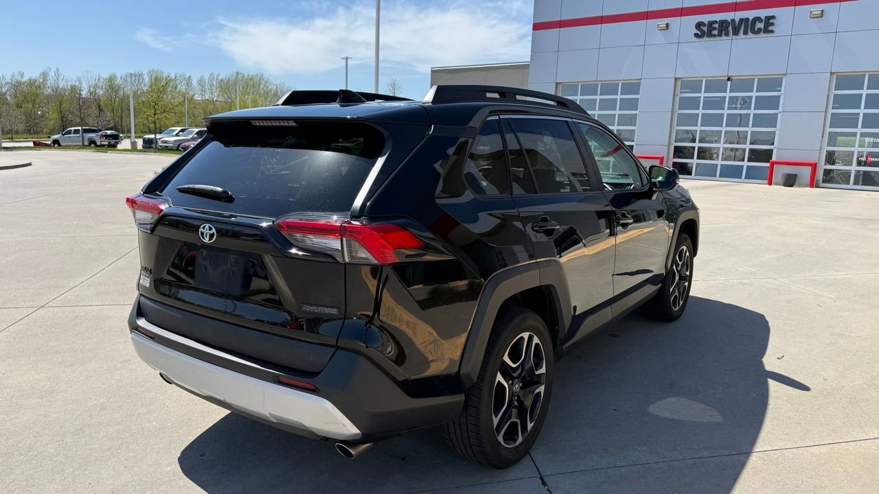 Used 2020 Toyota RAV4 Adventure image 6
