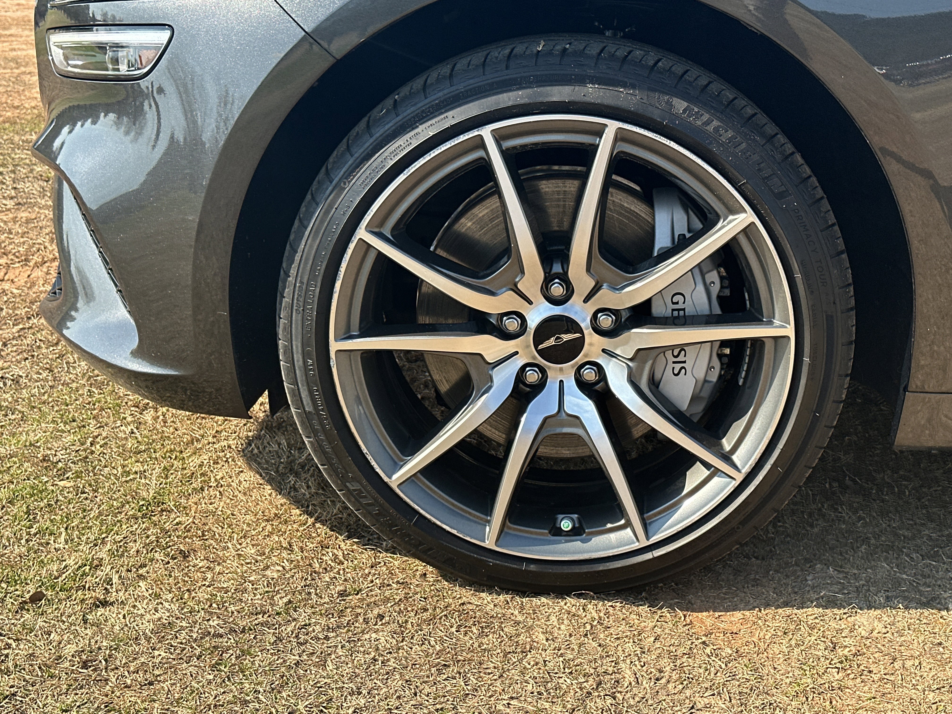 Used 2025 Genesis G70 2.5T image 11