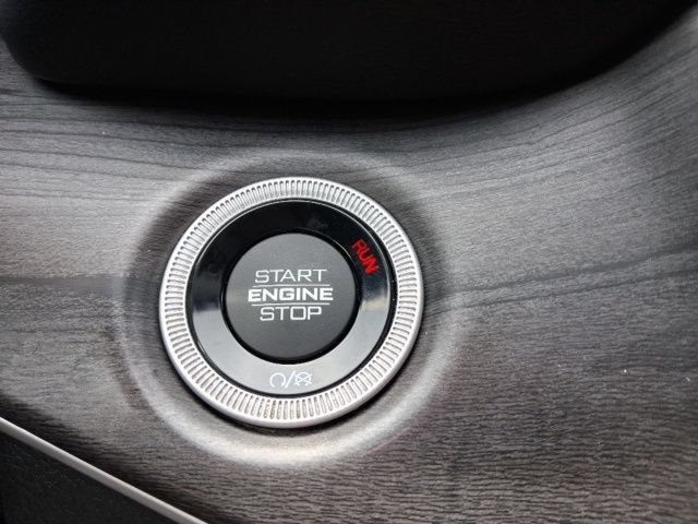 Used 2021 Jeep Grand Cherokee L Limited AWD/4WD image 24