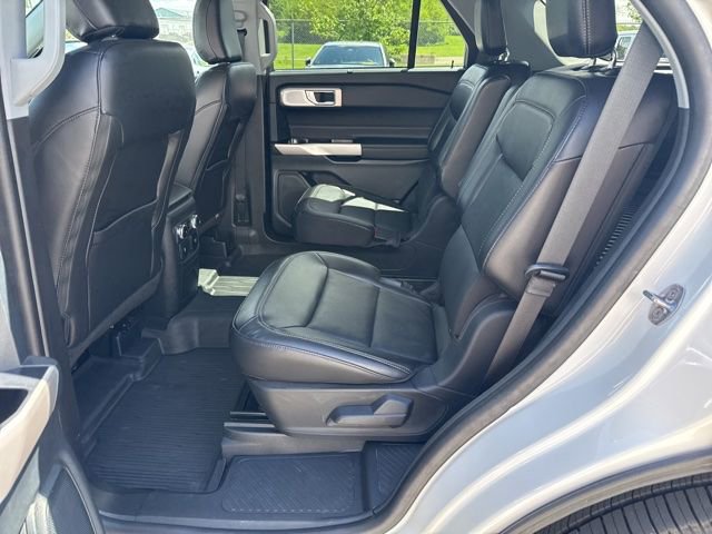 Used 2024 Ford Explorer Limited w/ Limited Technology Package AWD/4WD image 5