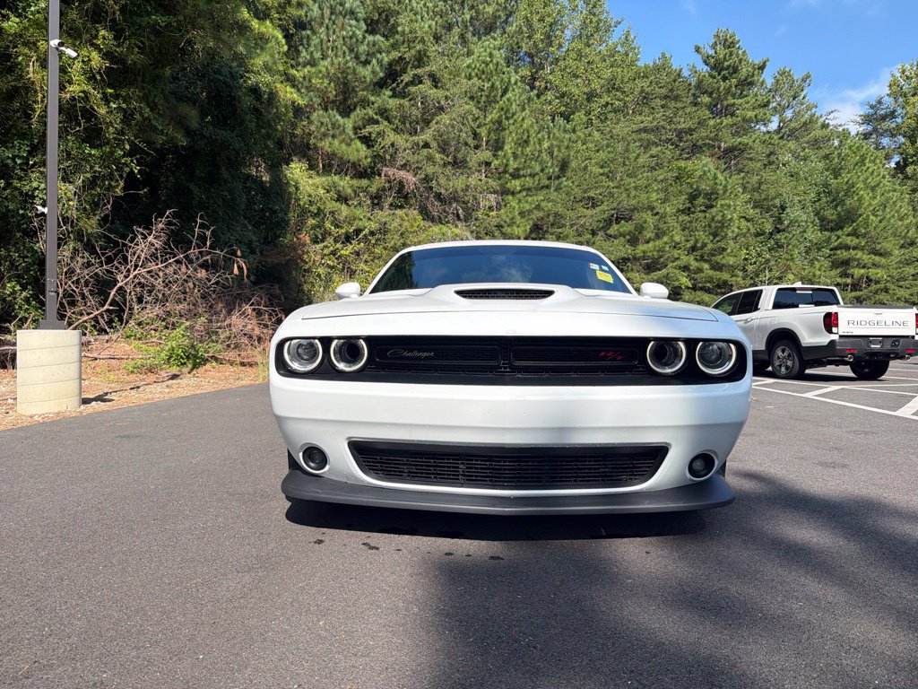 Used 2022 Dodge Challenger R/T Scat Pack w/ Driver Convenience Group RWD image 3