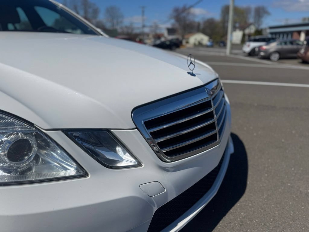 Used 2013 Mercedes-Benz E 350 Sedan image 14