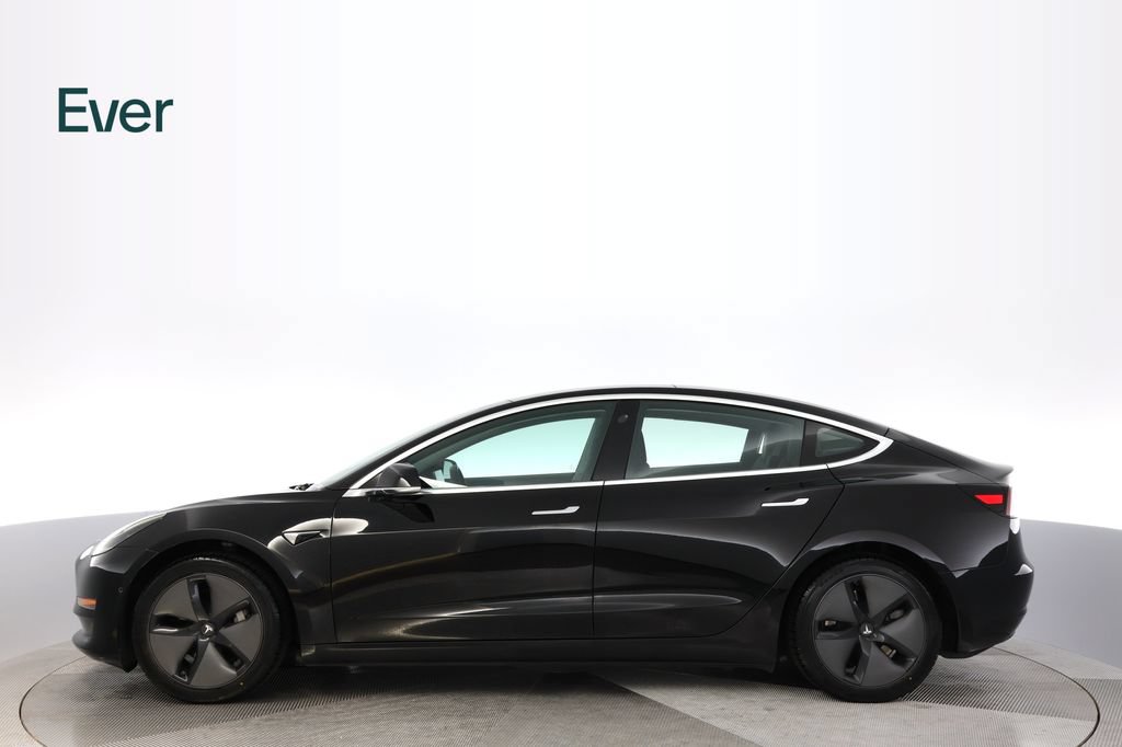 Used 2018 Tesla Model 3 Mid Range RWD image 15