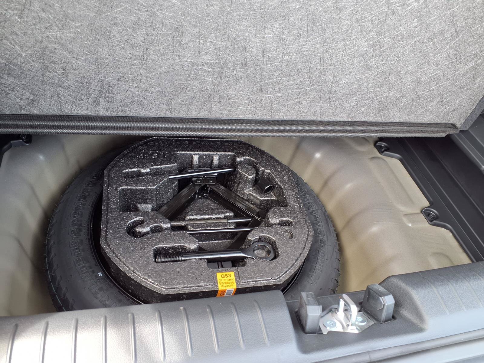 Used 2026 Hyundai Venue SEL FWD image 27