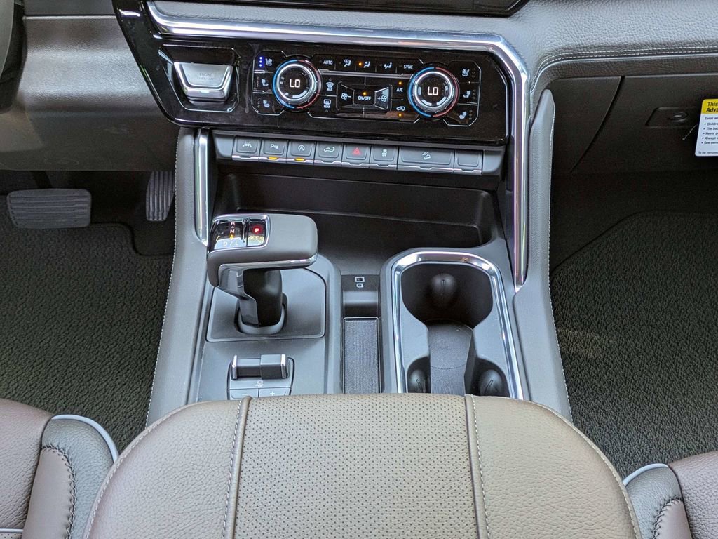New 2026 GMC Sierra 1500 Denali w/ Technology Package AWD/4WD image 18