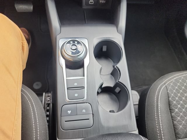 Used 2025 Ford Escape Active AWD/4WD image 18
