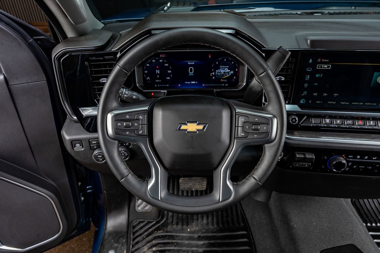 Used 2026 Chevrolet Silverado 3500 LTZ image 17