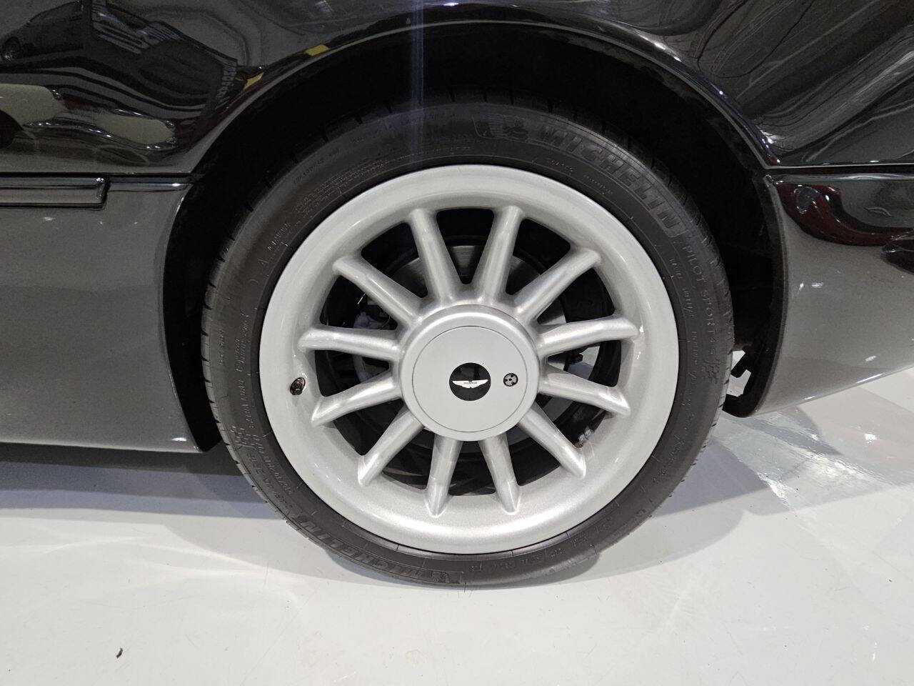 Used 1997 Aston Martin DB7 Volante image 18