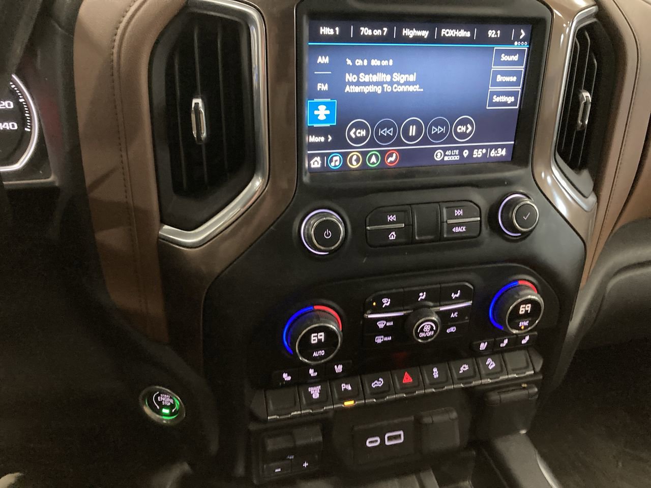 Used 2022 Chevrolet Silverado 3500 High Country AWD/4WD image 16