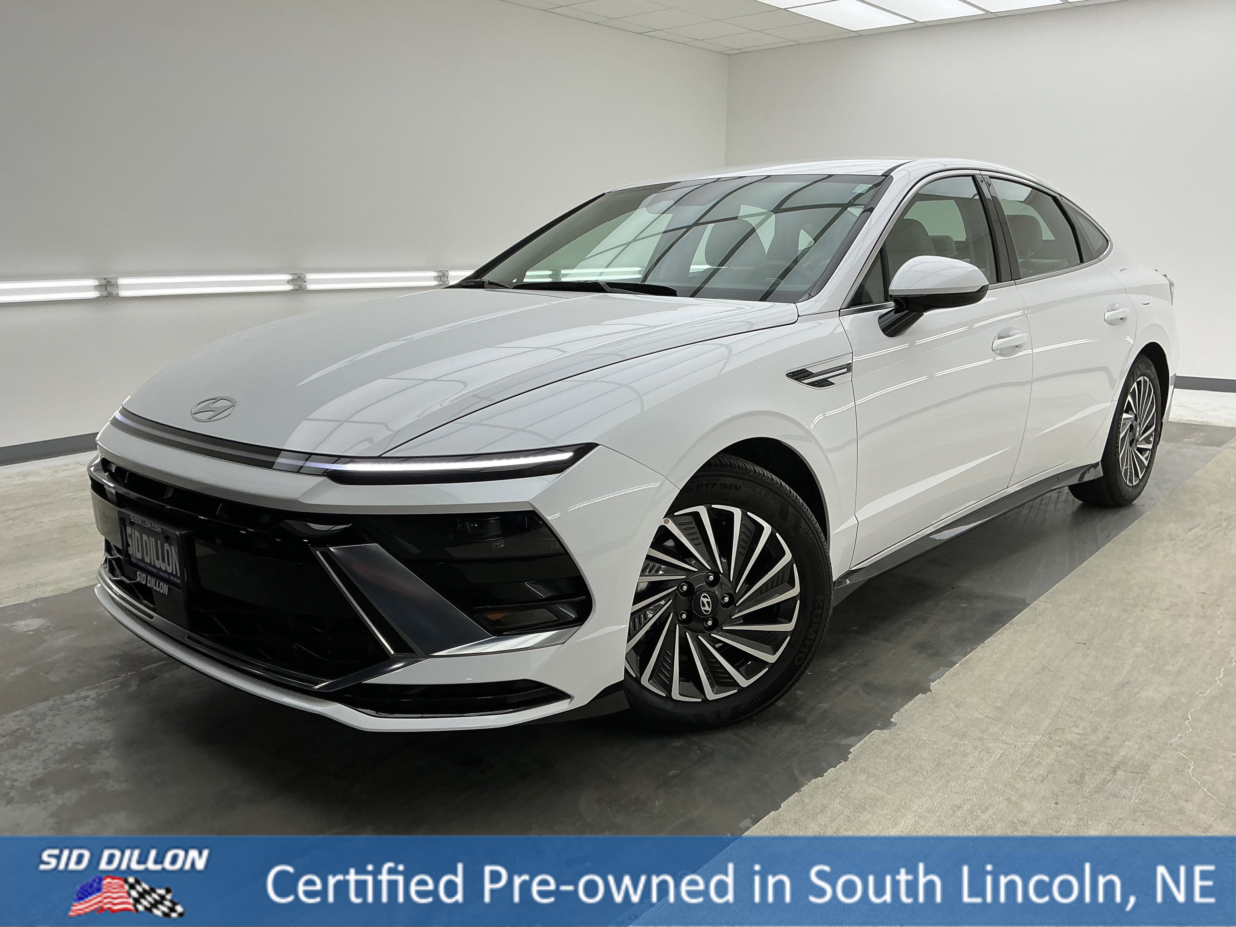 Used 2025 Hyundai Sonata SEL image 1