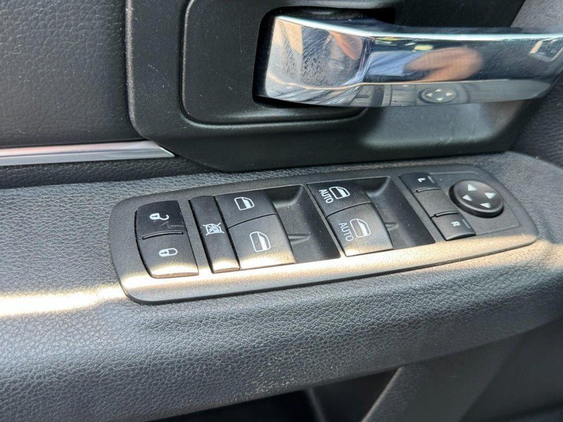 Used 2021 RAM 1500 Warlock w/ Electronics Group AWD/4WD image 25