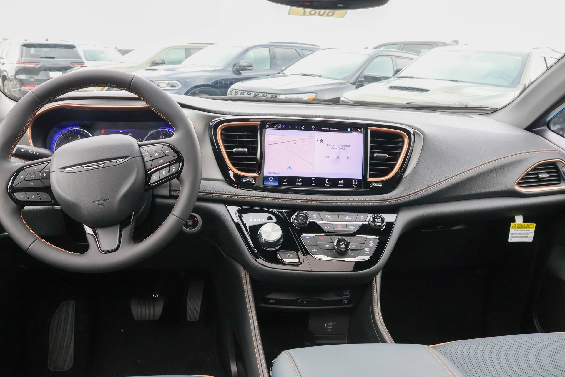 New 2027 Chrysler Pacifica Pinnacle w/ Theater Group AWD/4WD image 19
