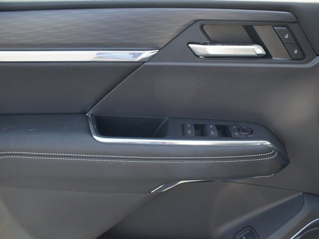 Used 2024 GMC Acadia Elevation w/ Trailering Package image 28