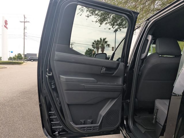 Certified 2025 Toyota Tacoma SR5 AWD/4WD image 24