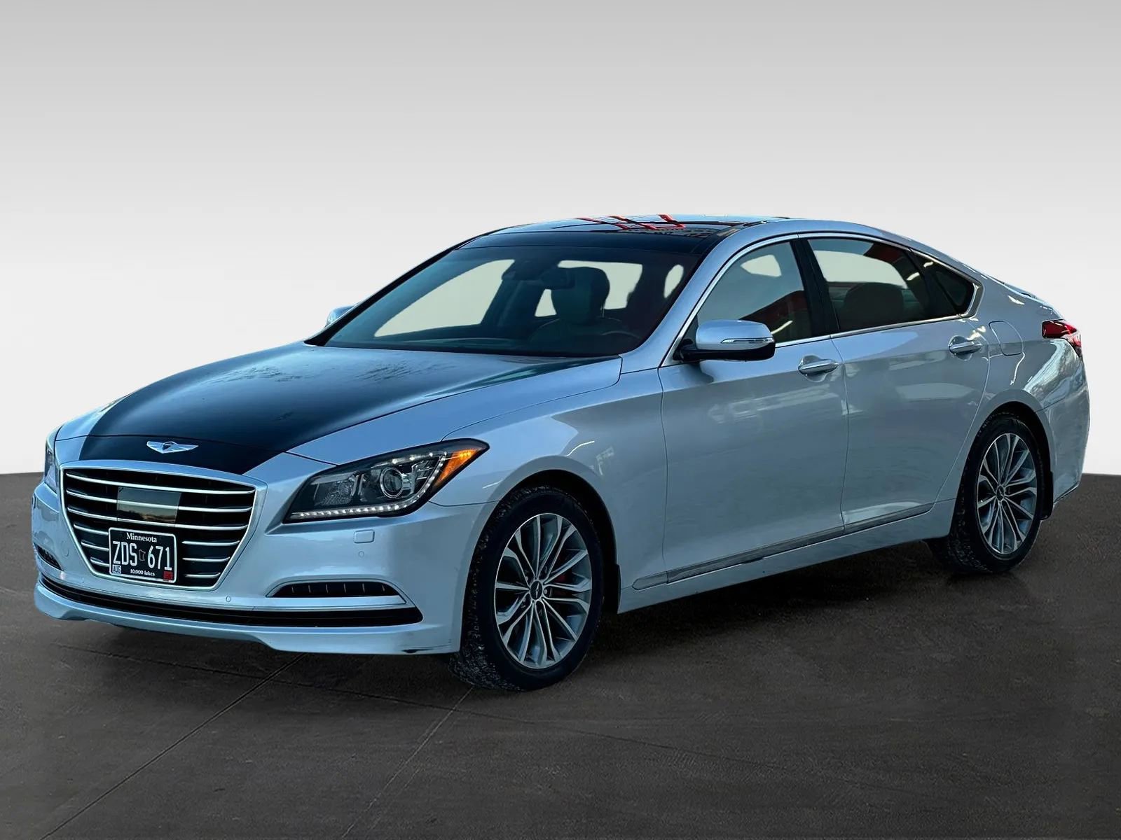Used 2015 Hyundai Genesis 3.8 w/ Option Group 04 image 3