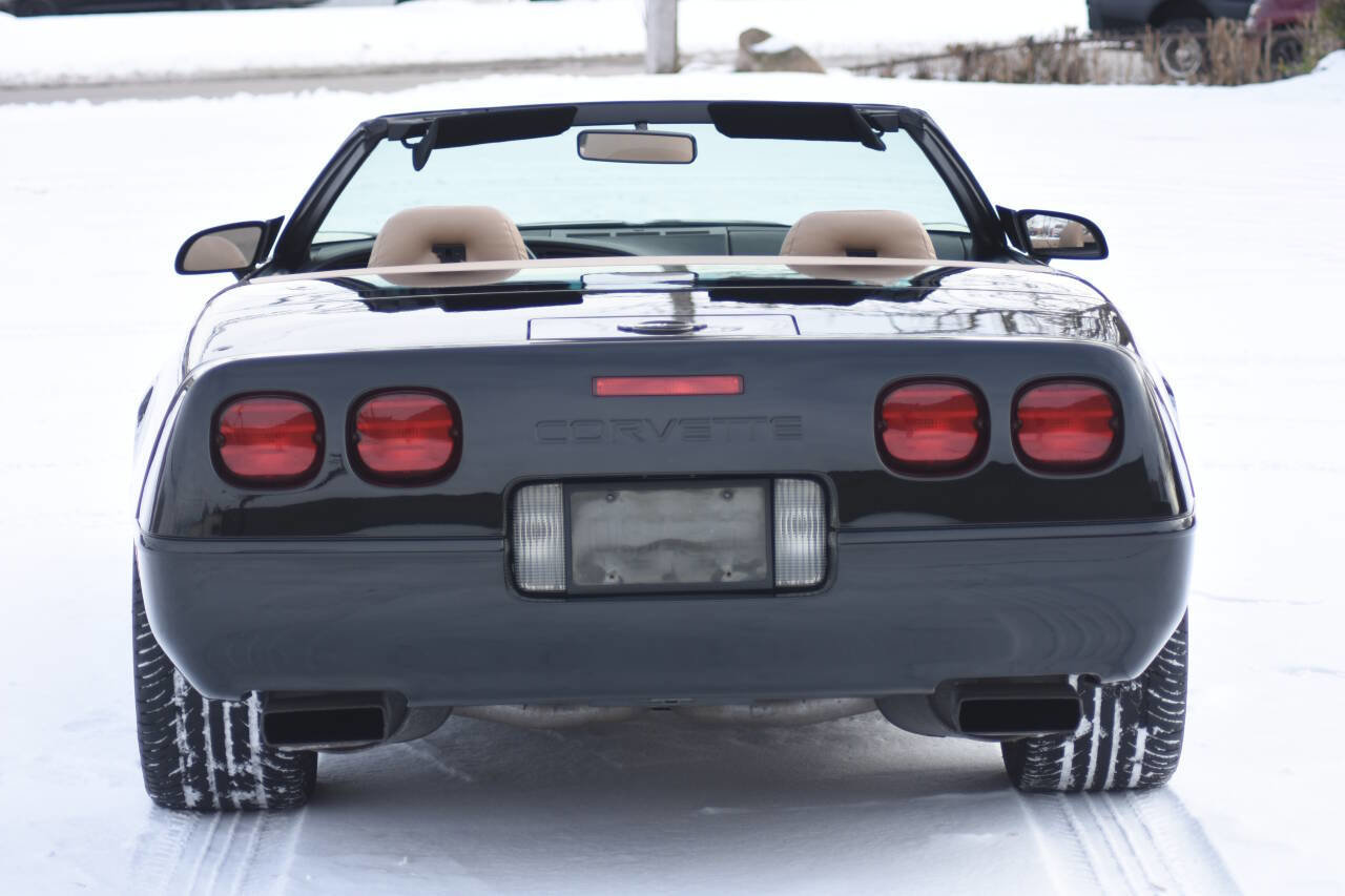 Used 1994 Chevrolet Corvette Convertible image 29