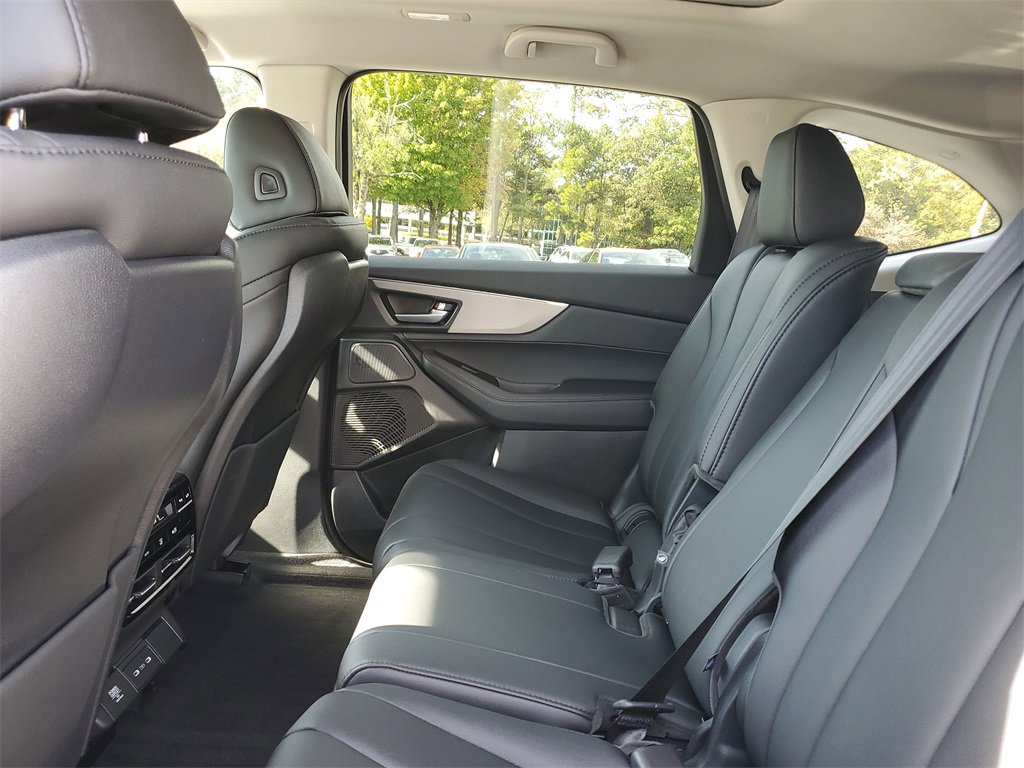 Certified 2025 Acura MDX FWD image 13