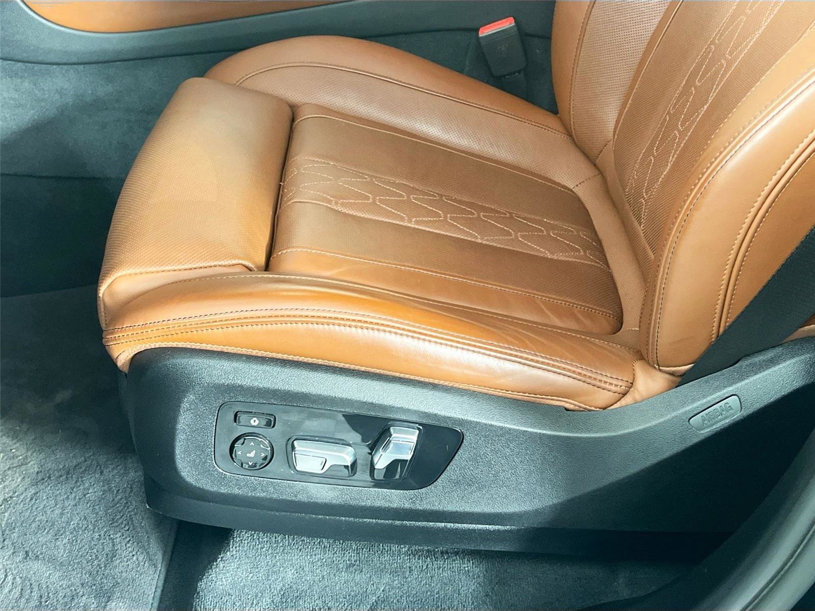 Used 2024 BMW X5 M60i image 20