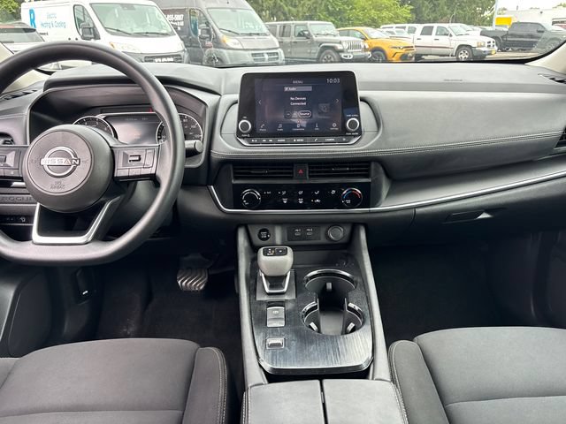 Used 2024 Nissan Rogue S FWD image 10