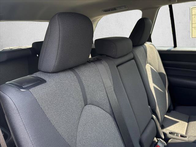 Certified 2025 Toyota Grand Highlander FWD image 25