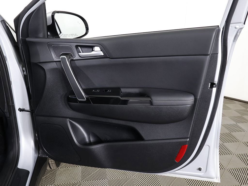 Used 2020 Kia Sportage EX image 22