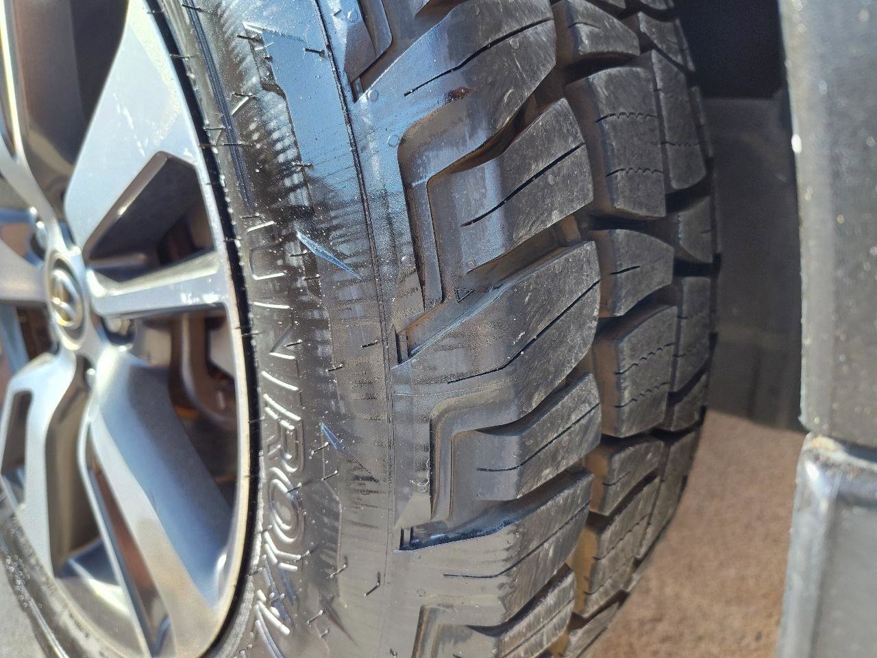 Used 2017 Toyota RAV4 XLE image 4