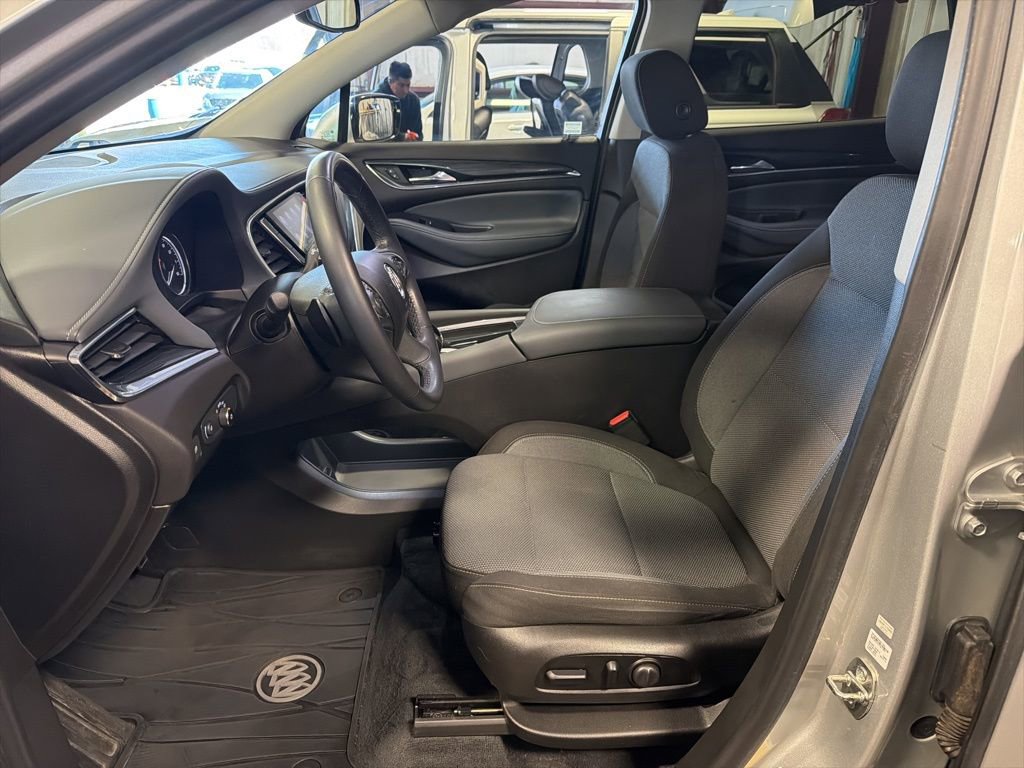 Used 2021 Buick Enclave Preferred image 14