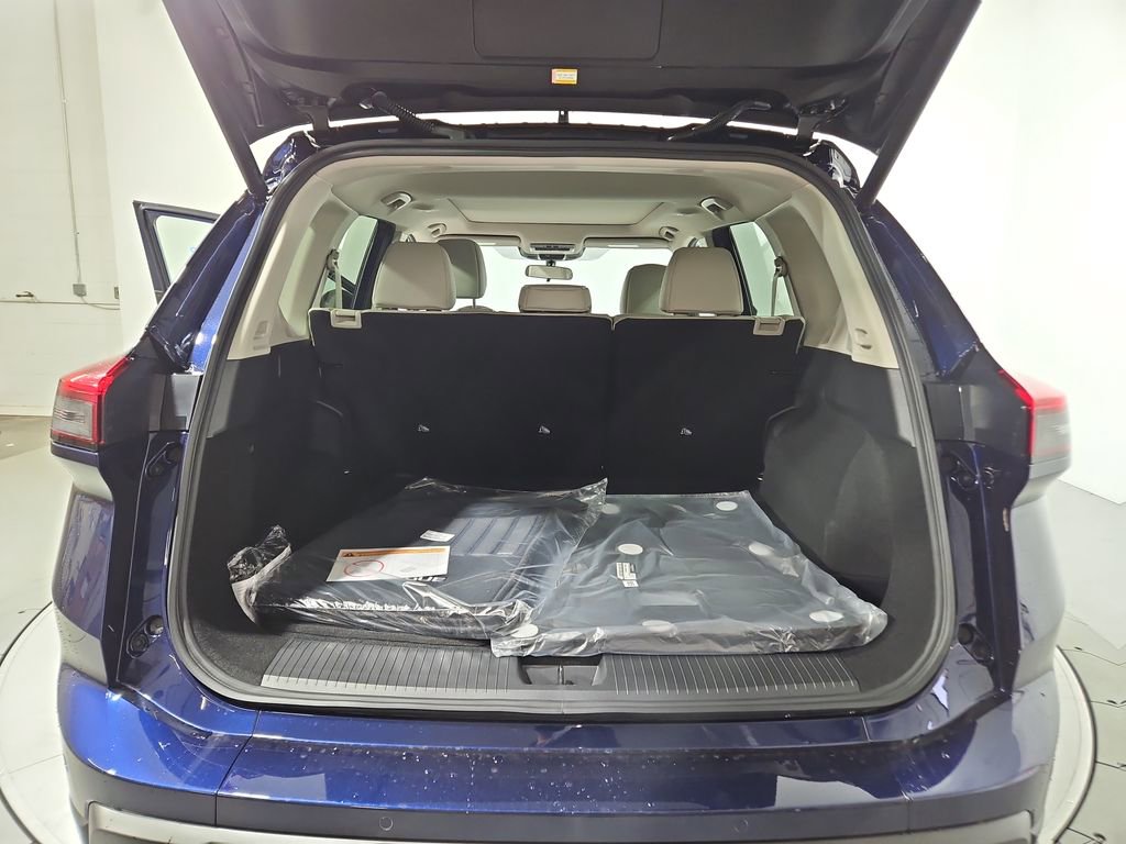 New 2026 Nissan Rogue SV image 22