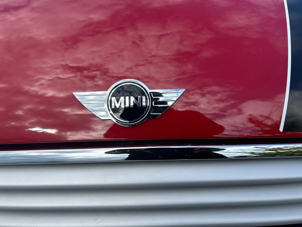 Used 2015 MINI Cooper 2-Door Hardtop FWD image 16