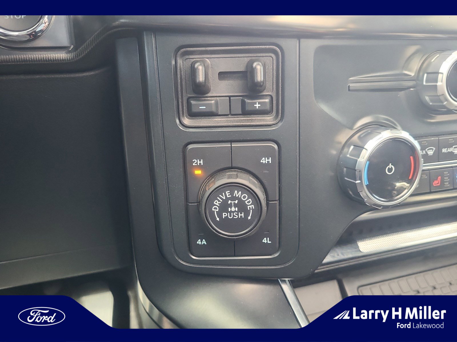 Used 2025 Ford F150 Raptor AWD/4WD image 35